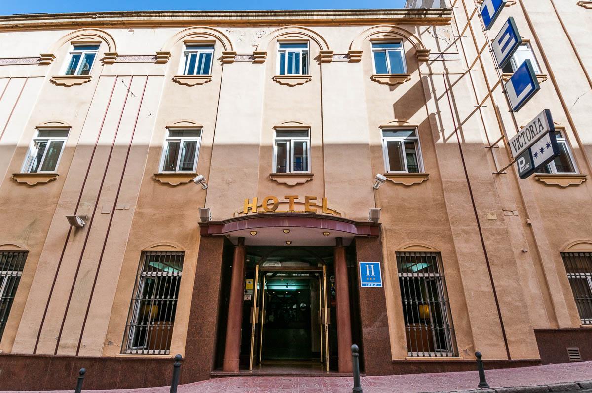 Hotel Victoria Linares  Ngoại thất bức ảnh