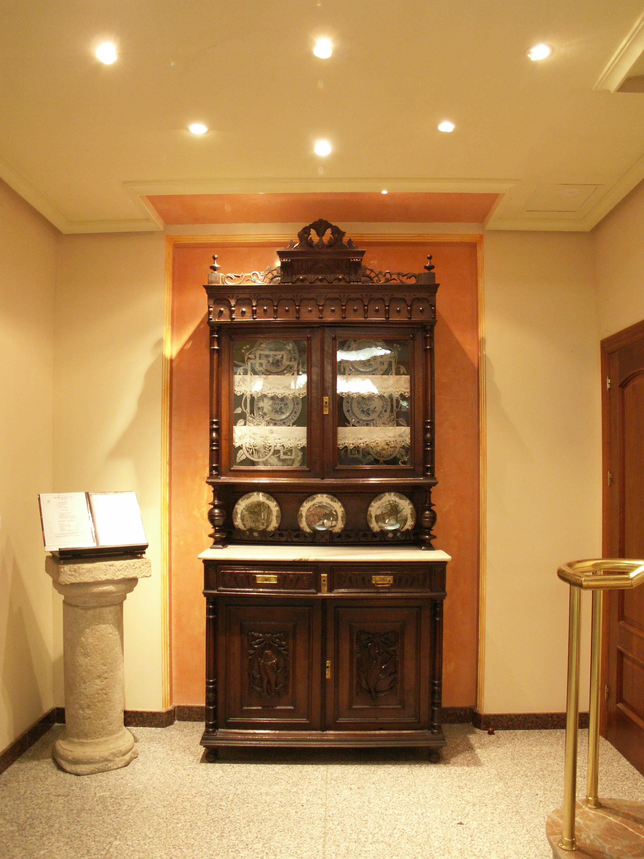 Hotel Victoria Linares  Ngoại thất bức ảnh