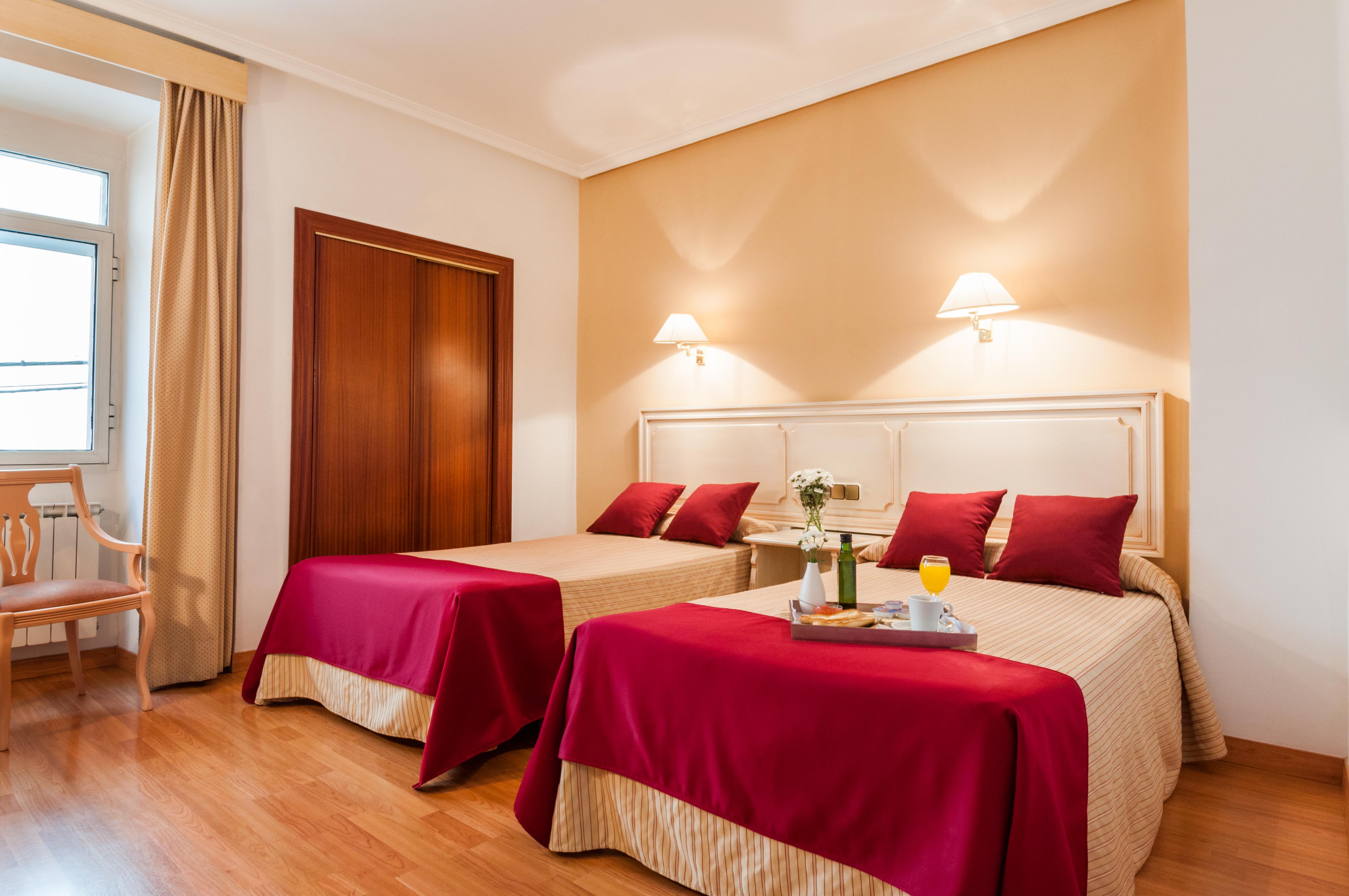Hotel Victoria Linares  Ngoại thất bức ảnh